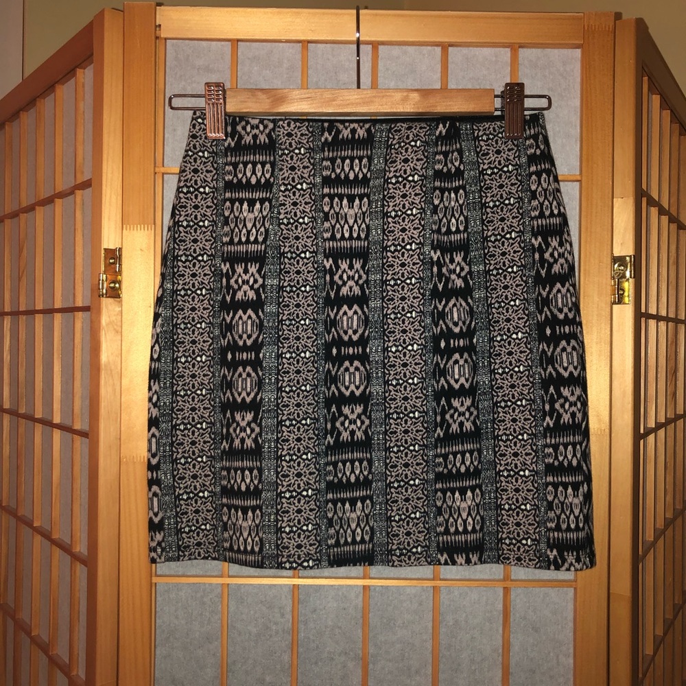 Mini skirt - Picture 2 of 5
